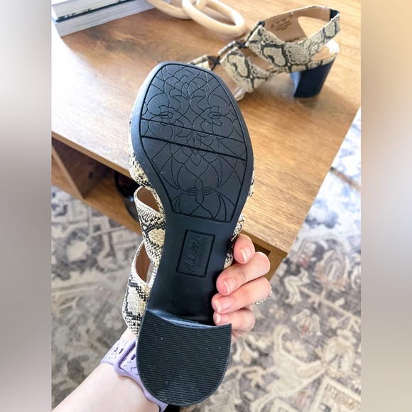 Abella True Comfort heeled sandals - Picture 4 of 4